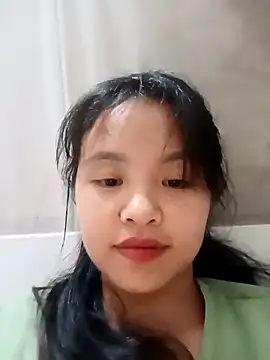 pretty-haert - Pretty-haert's free webcam - UK Sex Cams