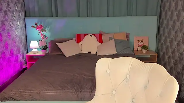 Alice_Pleasance webcam