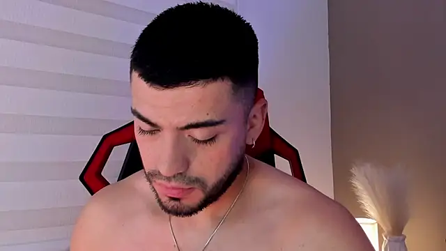 Alexander_Diazz webcam