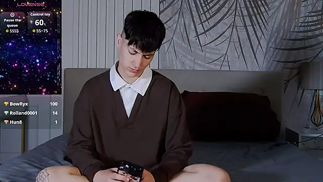 strip chat room Ravenryx