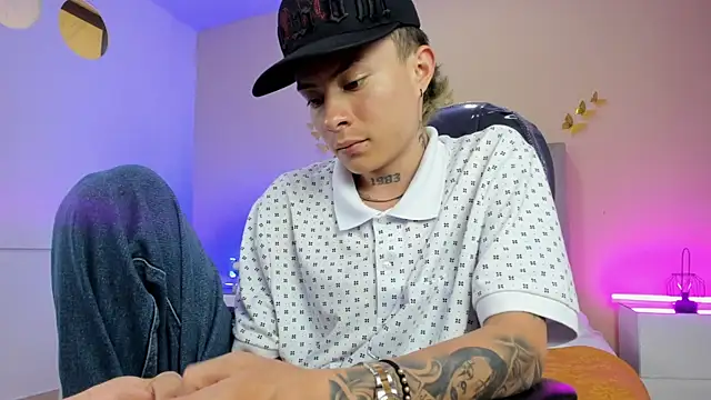 nascary_fox - Nascary_Fox's free webcam - UK Sex Cams