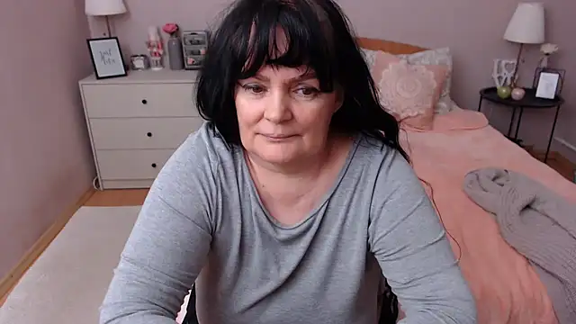 leveme2nightt - LeveMe2Nightt's free webcam - UK Sex Cams