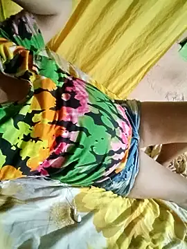 Flowerblossom123 webcam