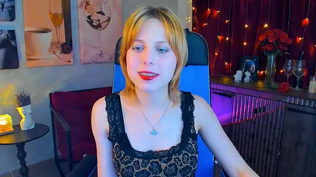 VivienneHebert webcam