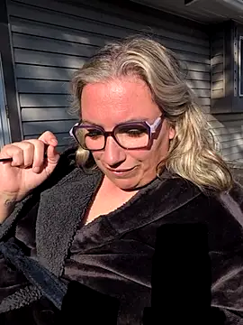 canadian_bbw (F milf) - Turn my Pussy on-Make me crave cock