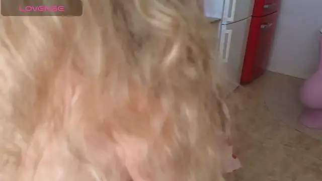 lunamix (F milf) - 🏁BIG SQUIRT IN YOUR FACE 💦 SCOPAMI