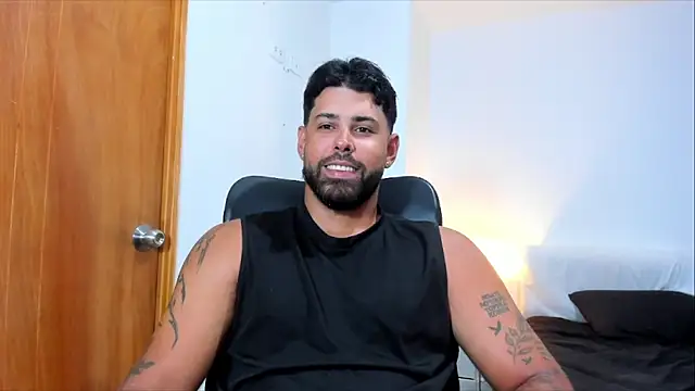 Justyn_Torres webcam