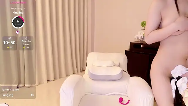 美女Lucky-baby在线直播