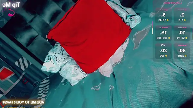 CharlotteBigCock webcam