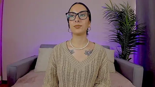 miadaniells_hot webcam