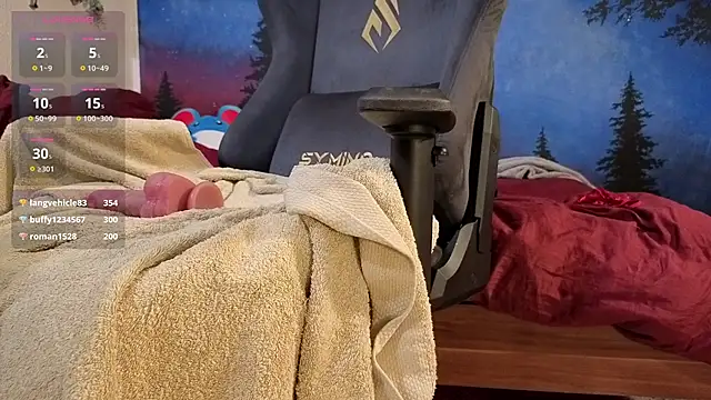 ScarletKitsunyaa webcam