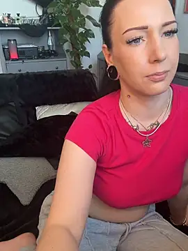 Webcam Model (Trixie-Tainted)  is live.Free join now!