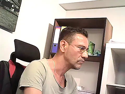 mastercharisma35 webcam