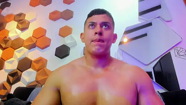 romancroft - RomanCroft's free webcam - UK Sex Cams