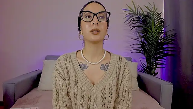 miadaniells_hot webcam