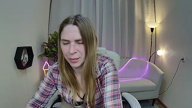 TessaDaybreak webcam