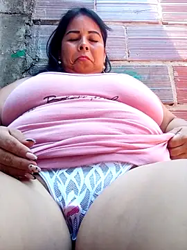 Mother-Big-tits webcam