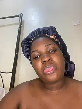 sweet18creamybigpussy webcam