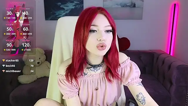 Emma_Kirks webcam