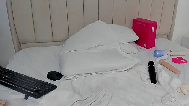 Abril_Castroo webcam