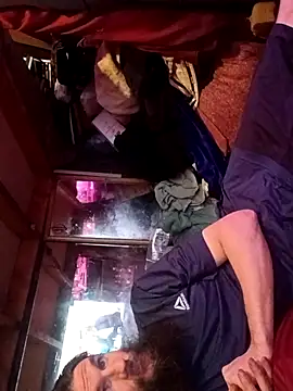 nearby_causual webcam