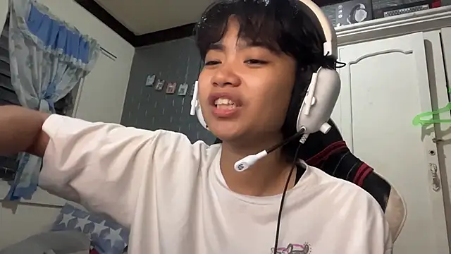 SusannahDiffee webcam