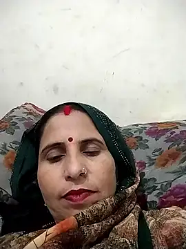 Webcam Model (Hot_liya54)  is live.Free join now!