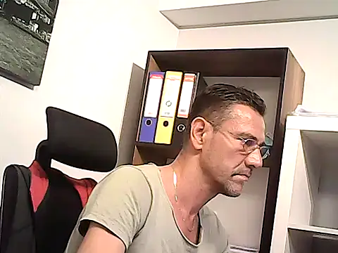 mastercharisma35 webcam