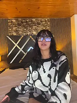 cam random chat Amy Channel