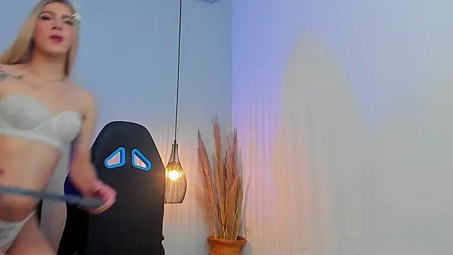 antonella_zapata webcam