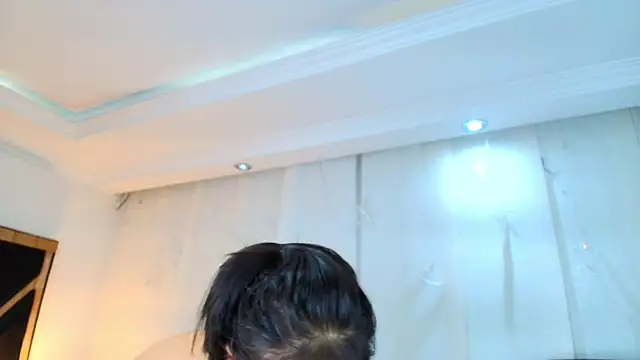 lina_bedoya_ (F young) - saliva on pussy