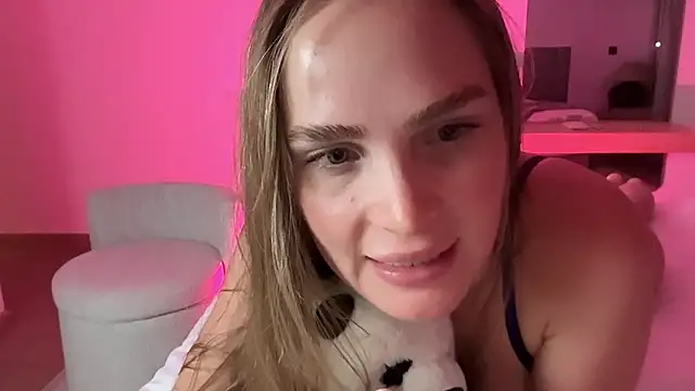 xo_madeline (F young) - pillow ride