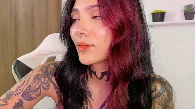 sara_queen10 webcam