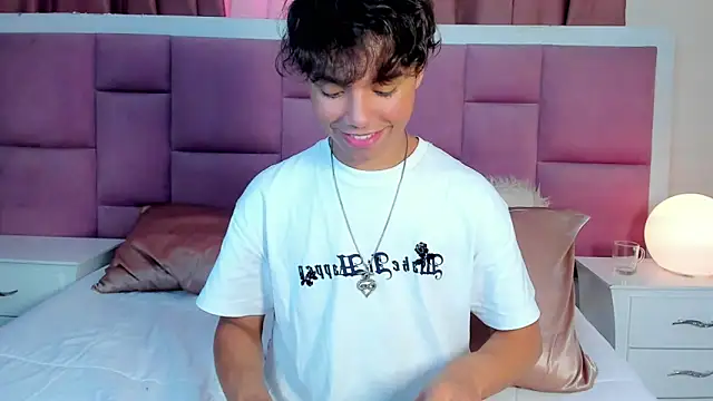 Honeymoon_sariel webcam