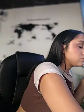 Isabella-Teen webcam