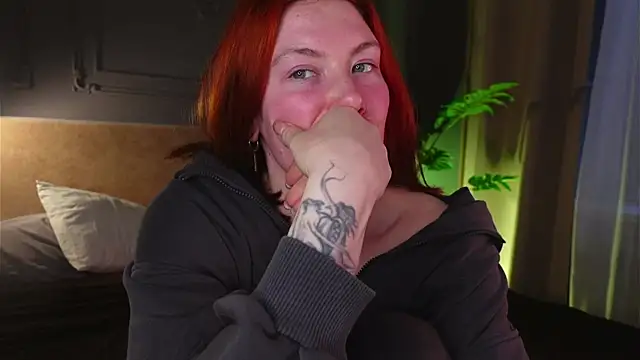 liv_fay (F young) - DILDOPLAY ::3