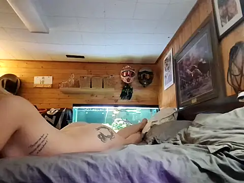 Ryan_and_Aurora webcam