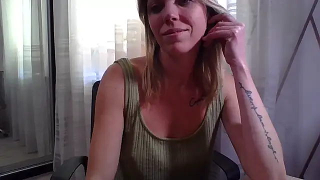 VelvetLove287 webcam