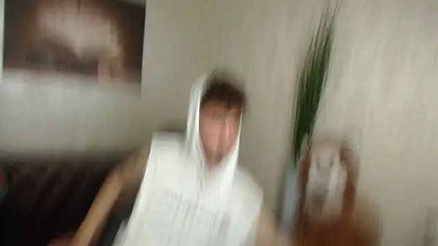 kyloeast (M young) - Cum SHOWWW FIRE WORK