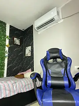 ValentinaLux_Oficiall webcam