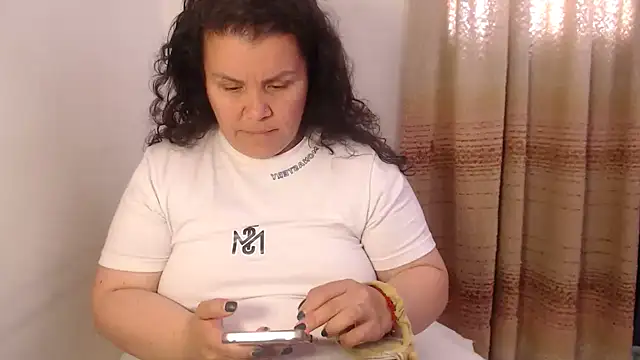 agathamiller01 webcam