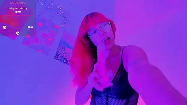 _Moon_Johnson webcam