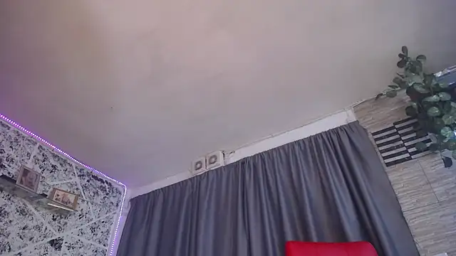 hornytsblonde webcam