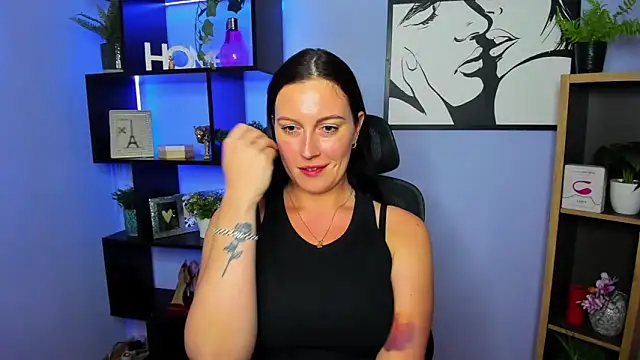 fun_ami - FUN_AMI's free webcam - UK Sex Cams