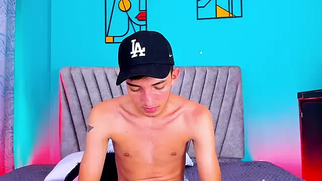 maikol_ortiz (M twink) - naked