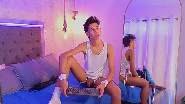 dave_eliot (M twink) - jerk-off and fingers anal x 10 min