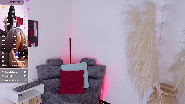 voyeur cam Emma Sexxy