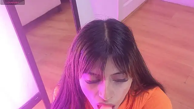 live sex webcam Sofy Durand