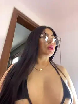 Mia_222 webcam