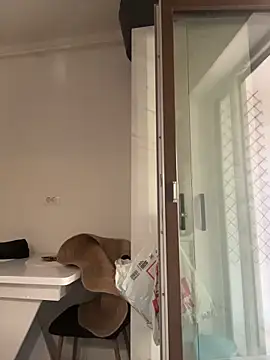 celine_roxelle - Celine_Roxelle's free webcam - UK Sex Cams